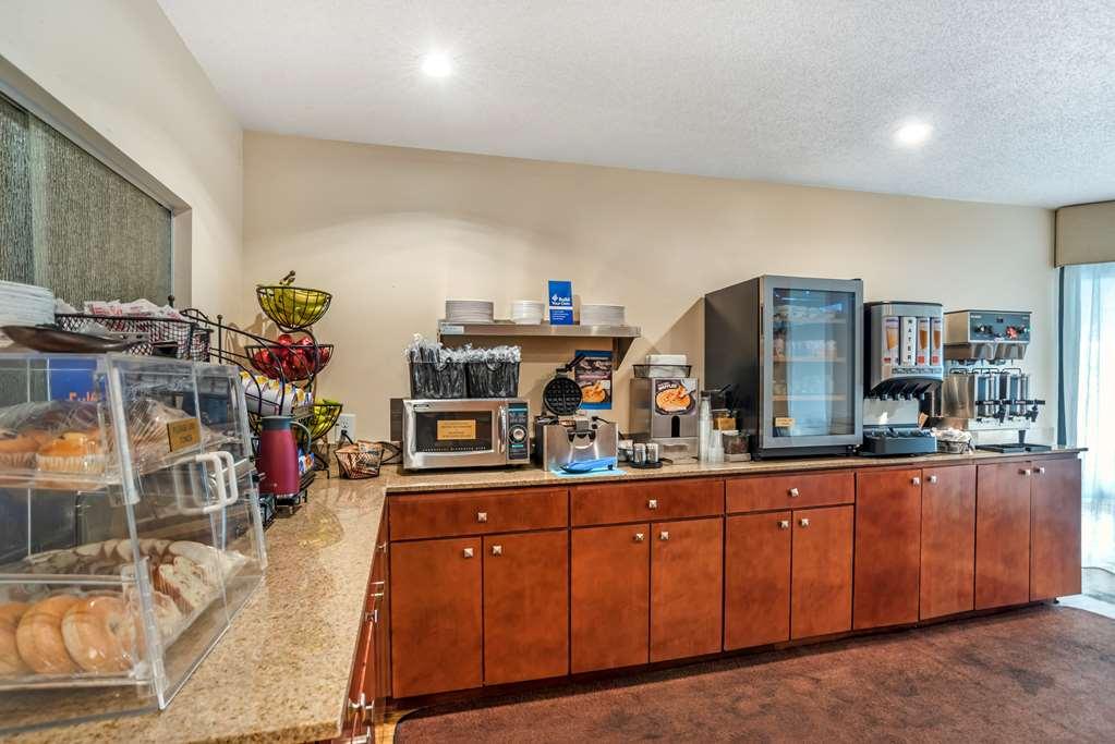 Best Western Oak Manor Biloxi Restoran gambar